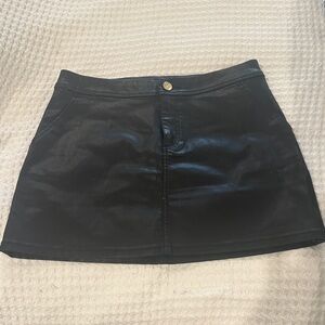 Lilly Pulitzer Black Mini Skirt NWOT